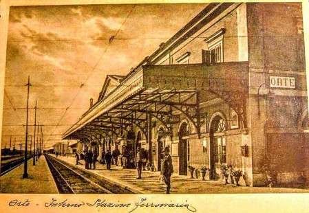 Foto molto antica della stazione di Orte